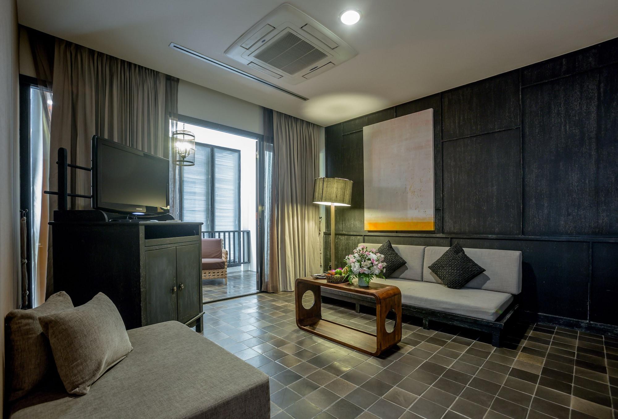 Aruntara Riverside Boutique Hotel Chiang Mai Exteriör bild