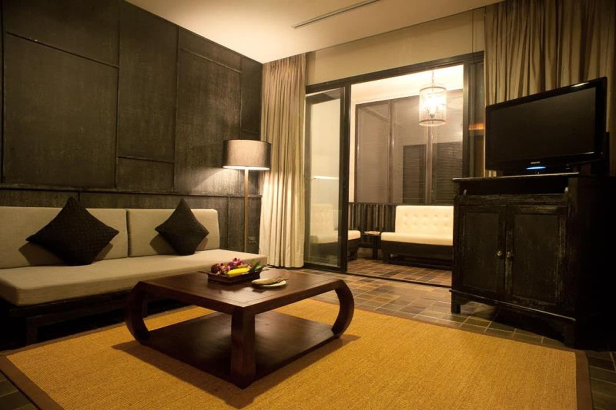 Aruntara Riverside Boutique Hotel Chiang Mai Exteriör bild