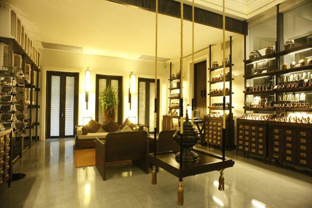 Aruntara Riverside Boutique Hotel Chiang Mai Exteriör bild